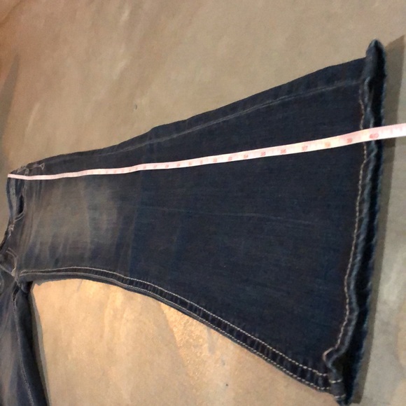 Express Stella Low Rise Boot Cut Jeans - Picture 7 of 13